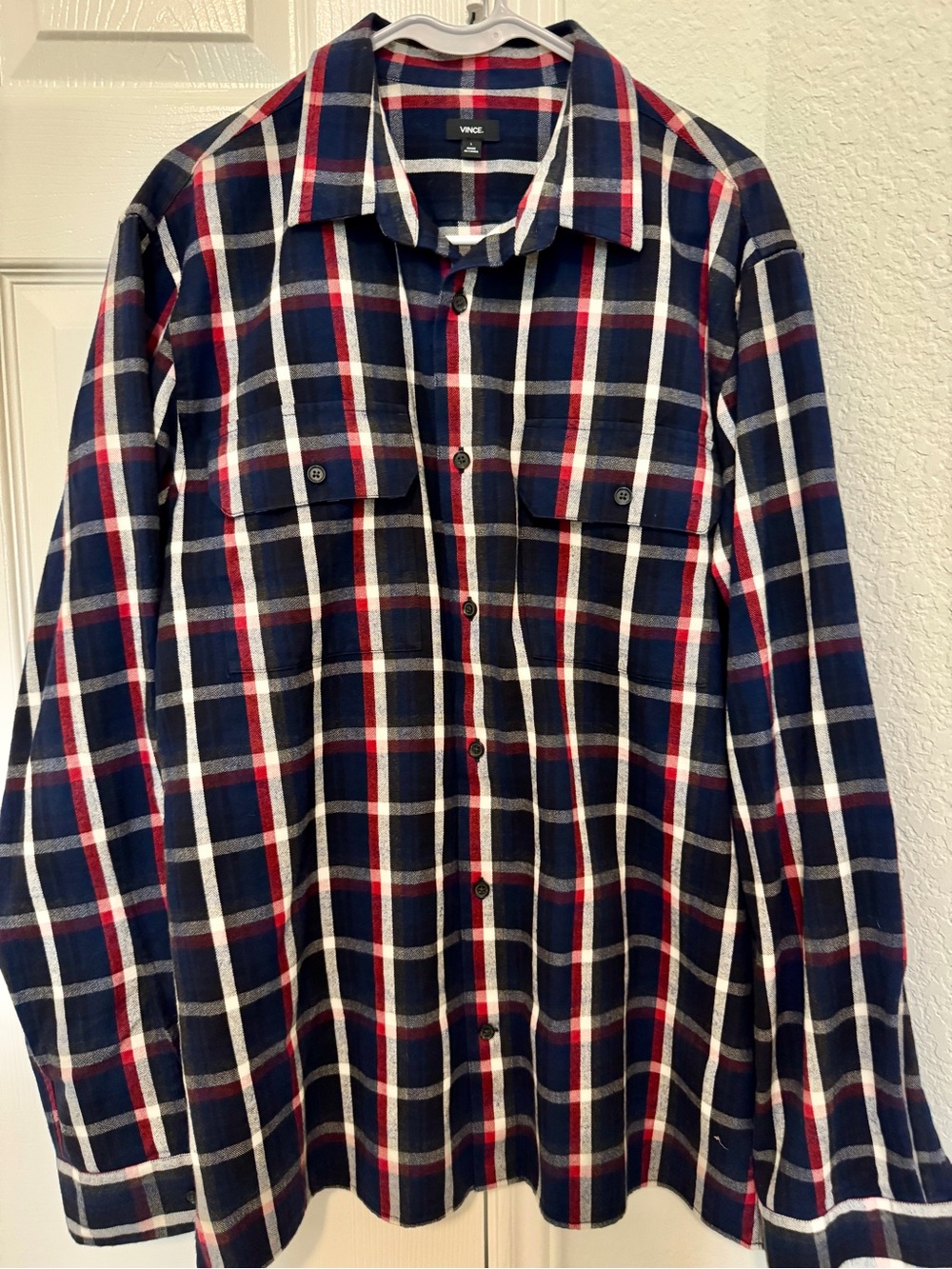 NWOT Vince Men’s Button Down Shirt Size L